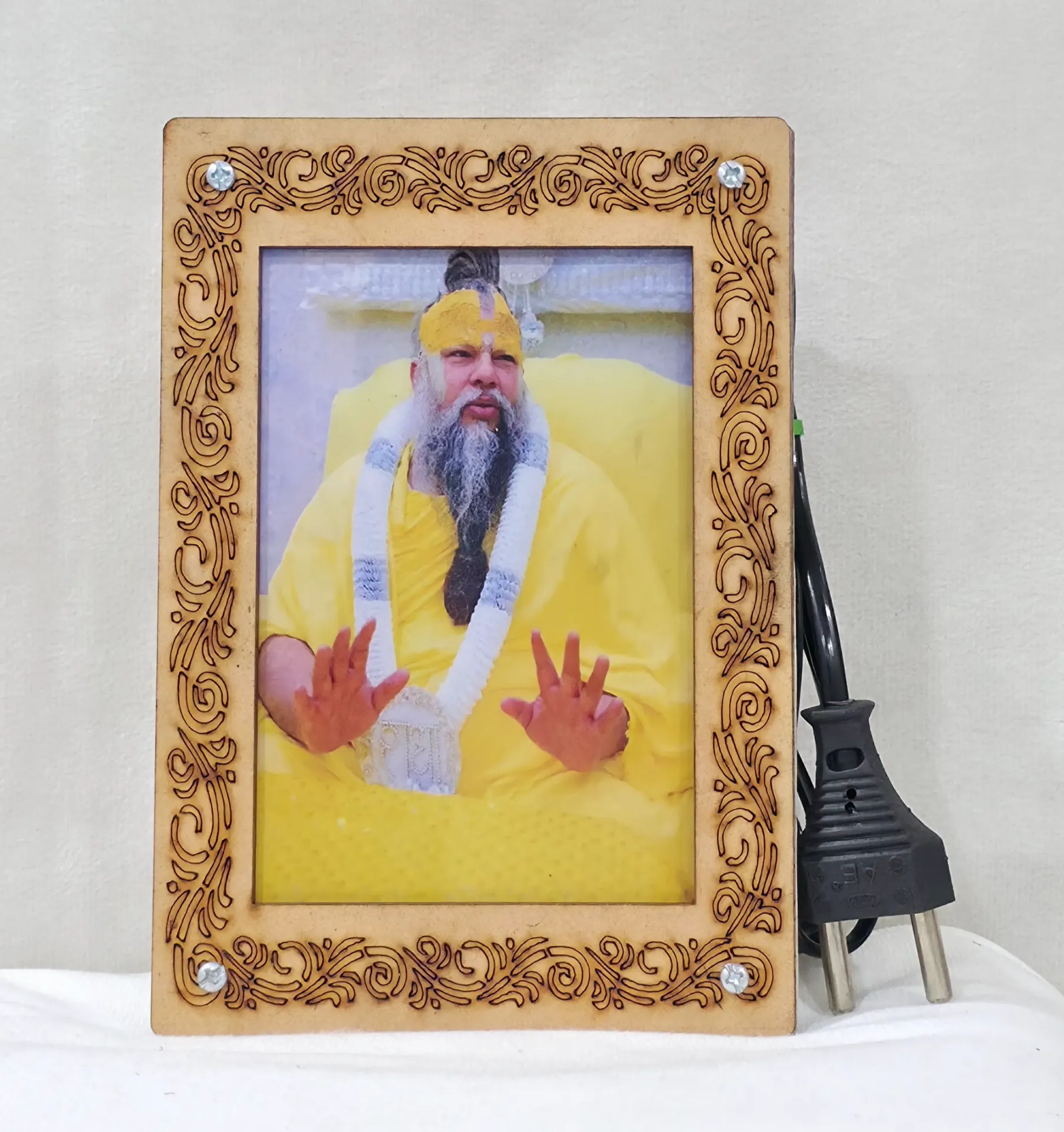 Radha Valav Photo Frame-1 Mantra
